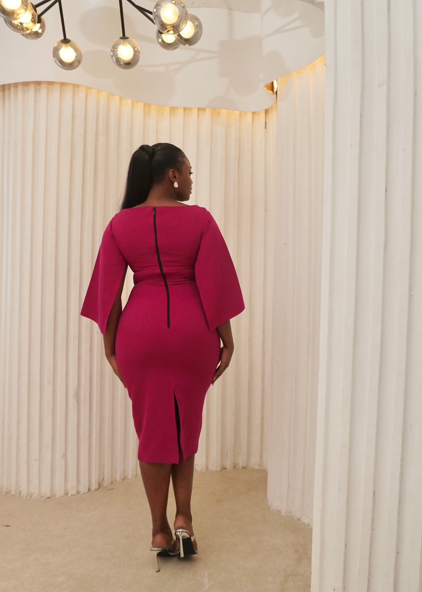 Cape Sleeves Essential Midi Dress Magenta