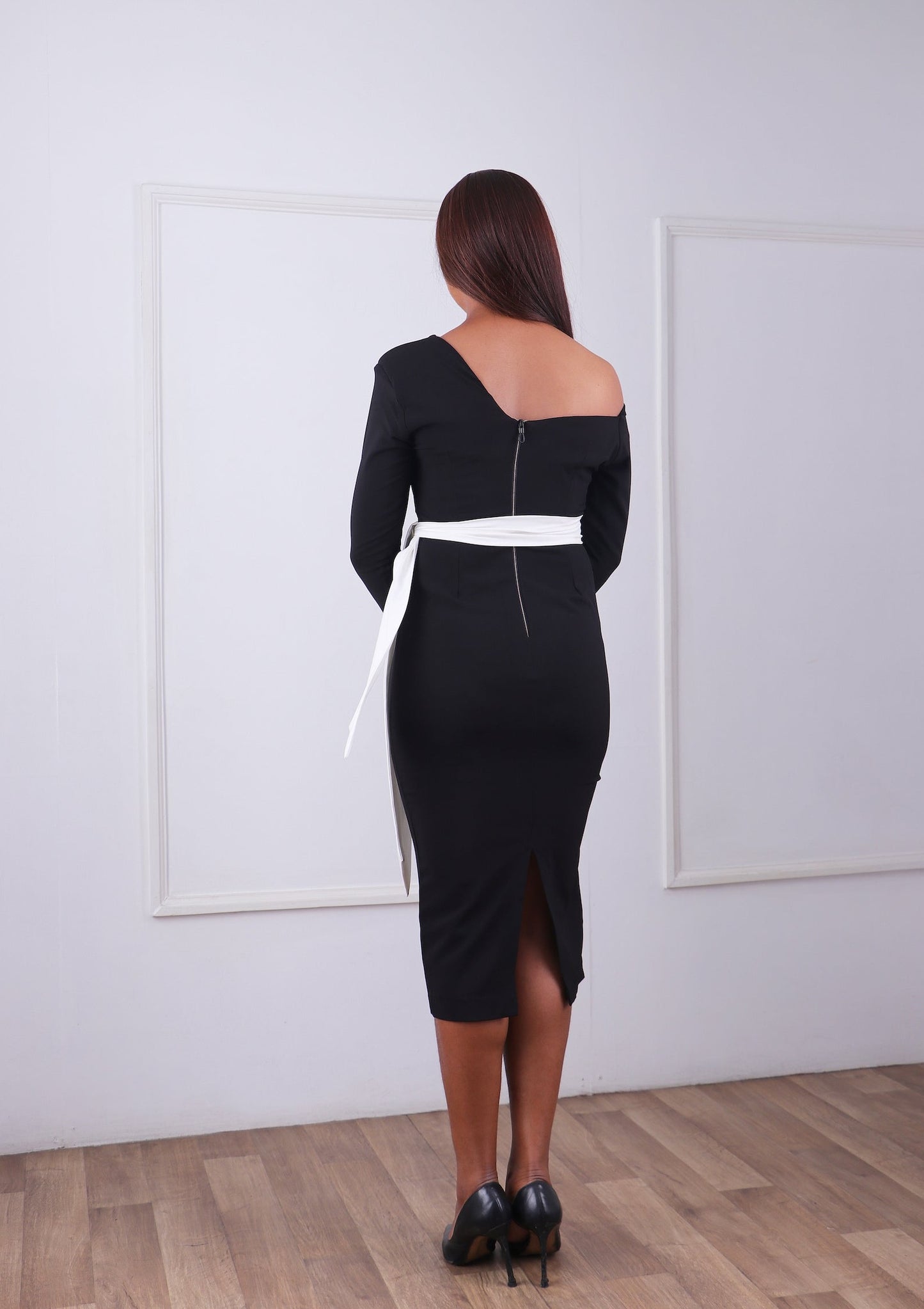 Dark Roast Dress Black PREORDER