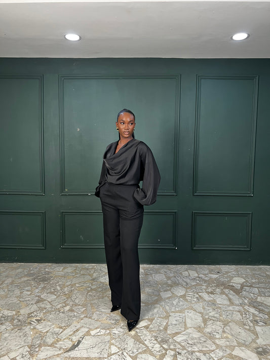 Samira Sleeved Black