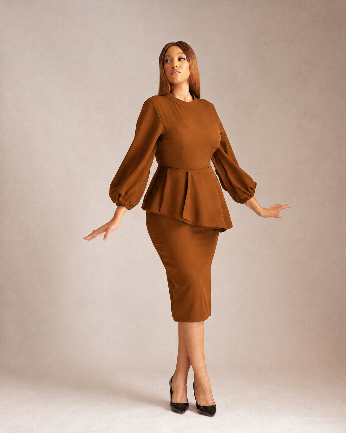 Ivie Set Brown